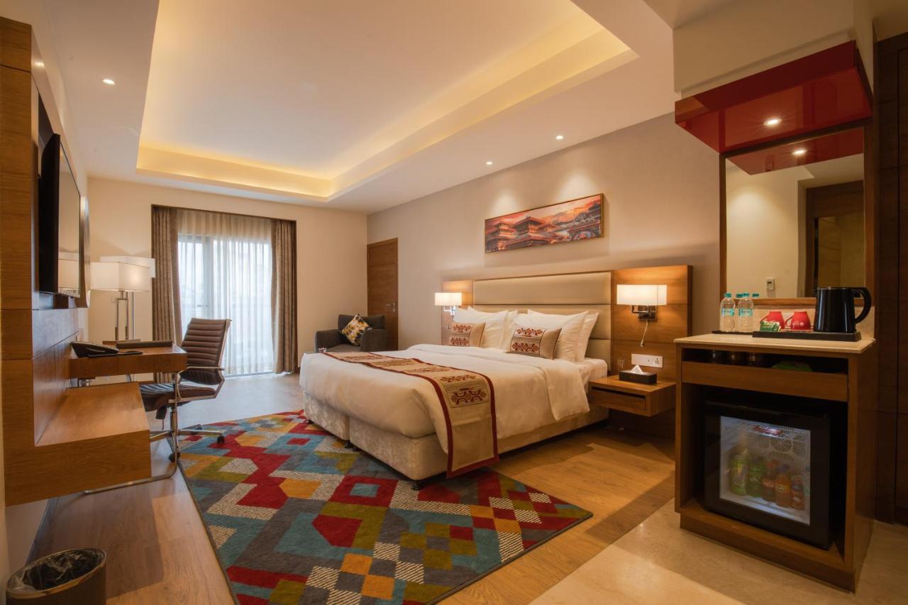 Ramada Encore By Wyndham Kathmandu Thamel Екстер'єр фото