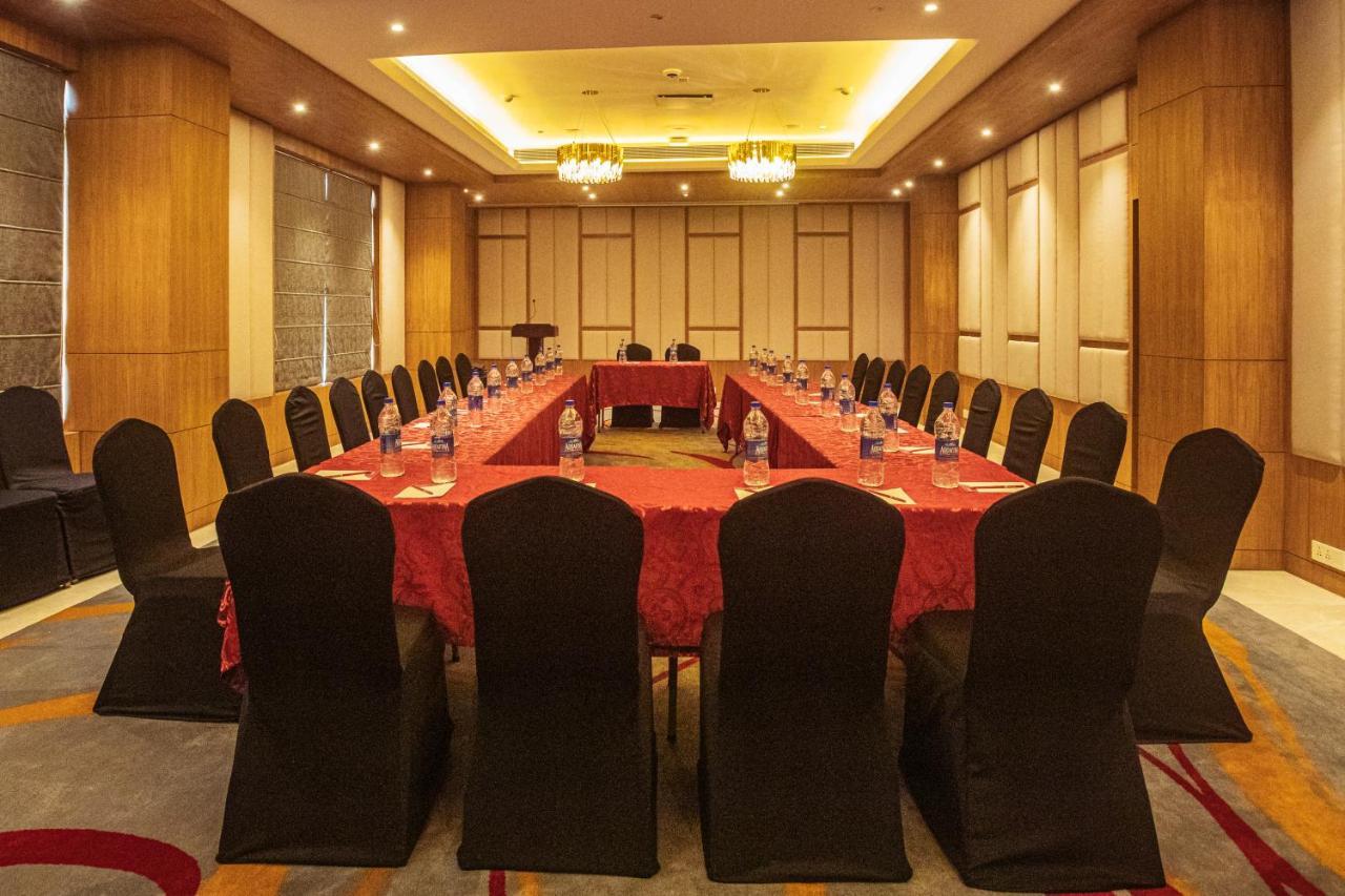 Ramada Encore By Wyndham Kathmandu Thamel Екстер'єр фото