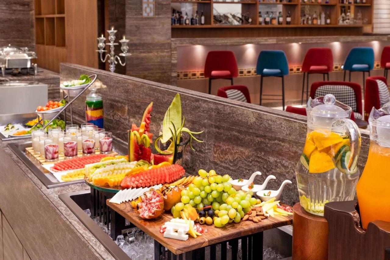 Ramada Encore By Wyndham Kathmandu Thamel Екстер'єр фото